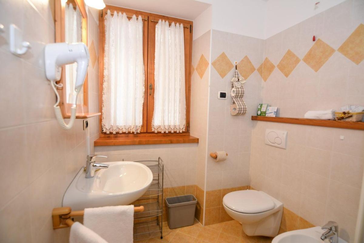 Room & Breakfast Ca Mea Dina Bezzecca Exterior photo